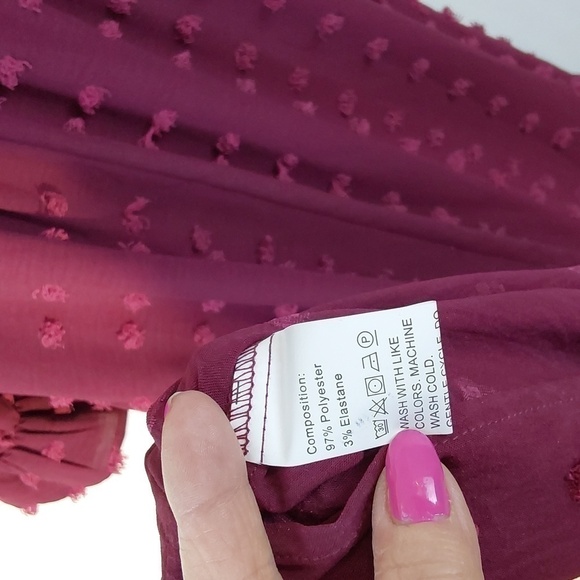 Boutique- Burgundy Longsleeve Tiered Maxi Dress Raised Poofs Modern Sz.Large - Picture 11 of 12